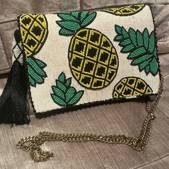 BAUBLEBAR Beaded Pineapple Crossbody Chain or Clutch Tassel Bag Purse - Picture 3 of 11